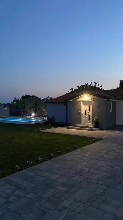 Kuca Za Odmor Lilly Villa Pula